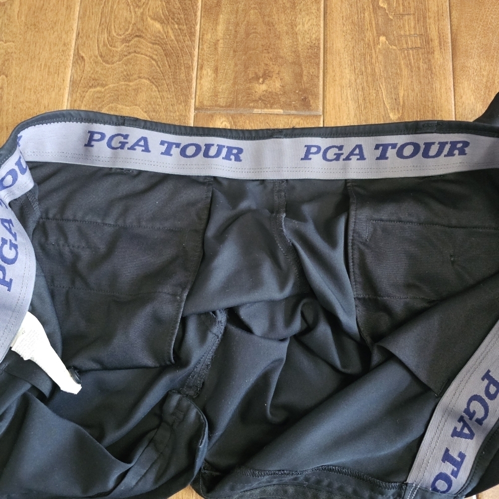 PGA Tour golf shorts size 42 - Picture 3 of 10
